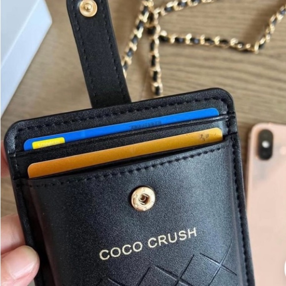 Chanel Coco Crush Black Quilted Phone case w/ cardholder Crossbody Bag NEW🖤 - Picture 6 of 8